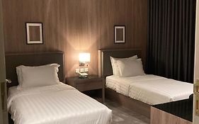 لاند بيتش العقيق